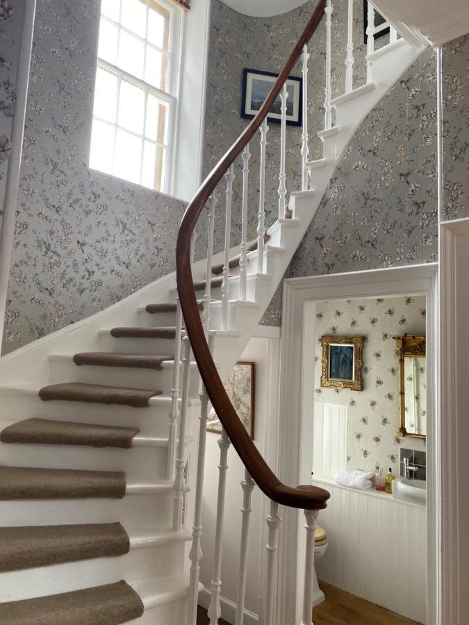 トバモーリ Glengorm Castle Bed & Breakfast エクステリア 写真