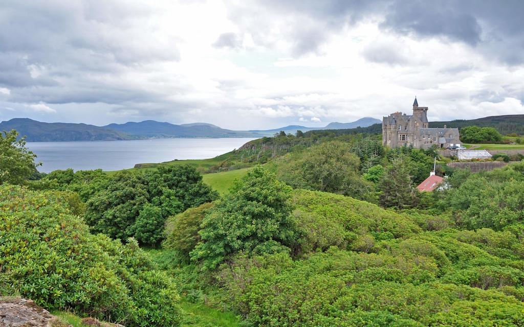 トバモーリ Glengorm Castle Bed & Breakfast エクステリア 写真